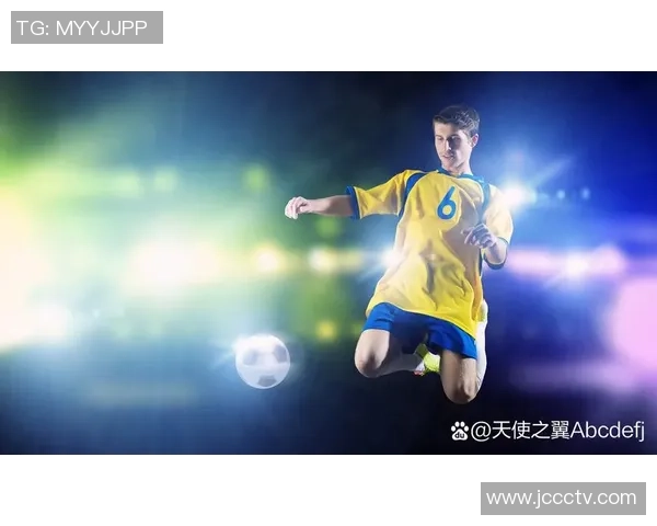 传奇足球之路：从青涩少年到全球巨星的奋斗与荣耀